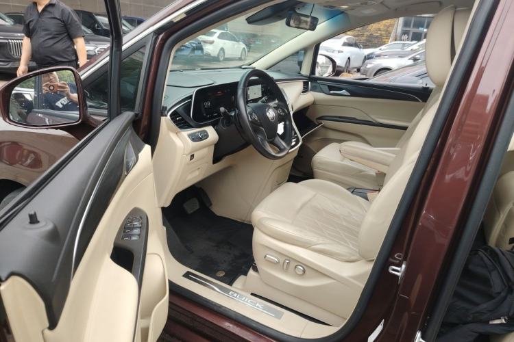 Used Buick GL8 2022 ES Landtrek 653T Flagship Model Driver Seat