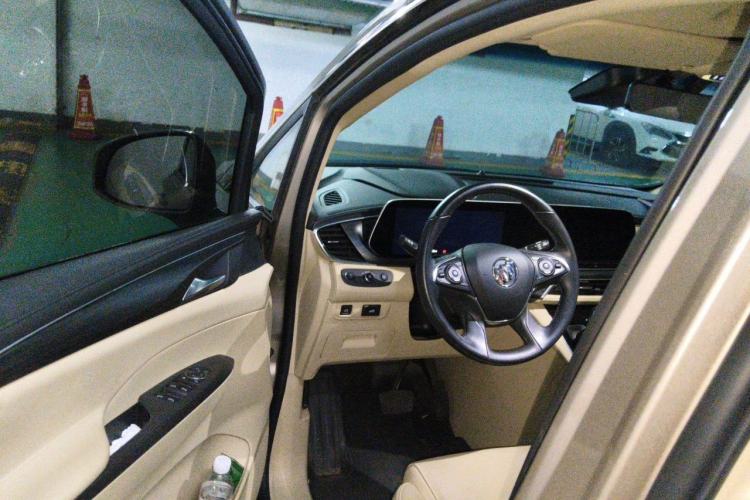 Used Buick GL8 2022 ES Landtrek 653T Luxury Edition Driver Seat