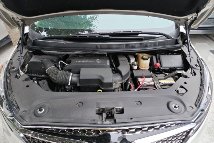 Used Buick GL8 2022 ES Landtrek 653T Luxury Edition Engine Bay