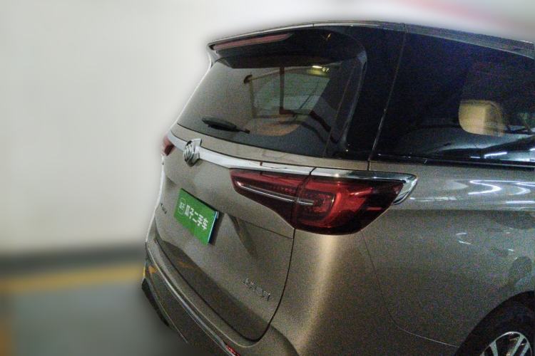 Used Buick GL8 2022 ES Landtrek 653T Luxury Edition Rear
