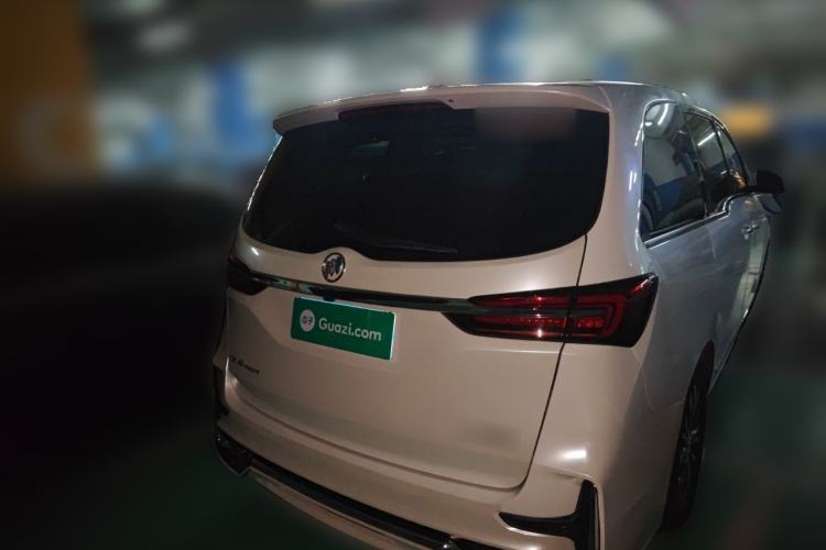 Used Buick GL8 2022 Land Business Class 652T Luxury Model Rear Right 45 Deg
