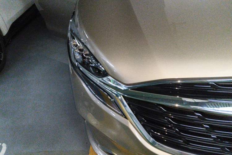 Used Buick GL8 2022 ES Landtrek 653T Luxury Edition Right Front Headlight