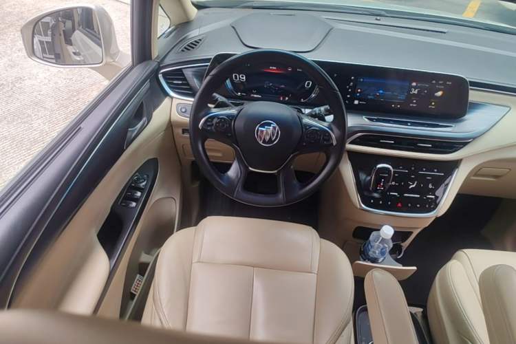 Used Buick GL8 2022 ES Landtrek 653T Luxury Edition Steering Wheel