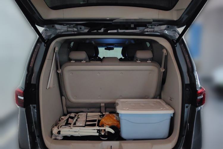 Used Buick GL8 2022 Land Cruiser Executive Class 652T Comfort Model Trunk