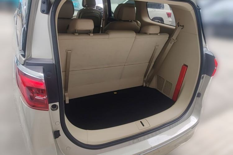 Used Buick GL8 2022 ES Landtrek 653T Luxury Edition Trunk