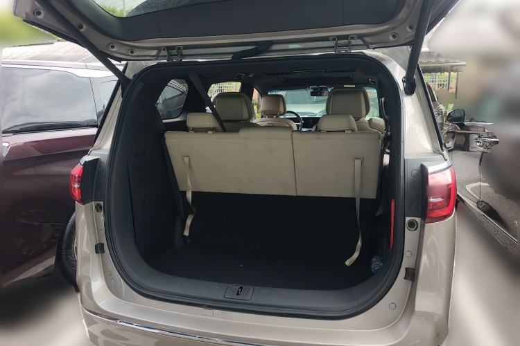 Used Buick GL8 2022 ES Land Cruiser 653T Luxury Model Trunk