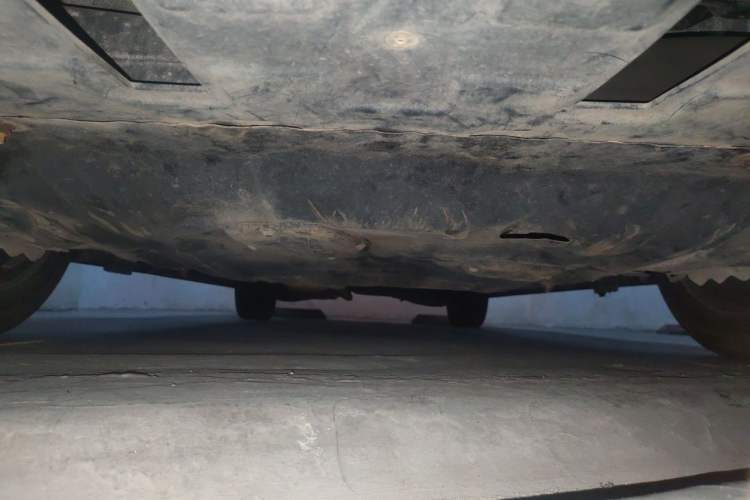 Used Buick GL8 2022 ES Landtrek 653T Luxury Edition Chassis Front