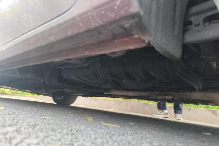 Used Buick GL8 2022 ES Landtrek 653T Comfort Edition Chassis Rear Left