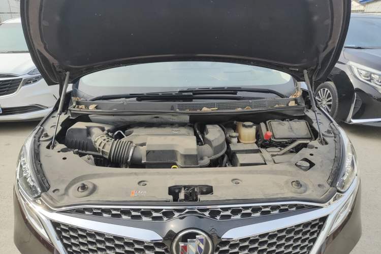 Used Buick GL8 2022 Avenir Aivia Six-Seat Deluxe Edition Engine Bay