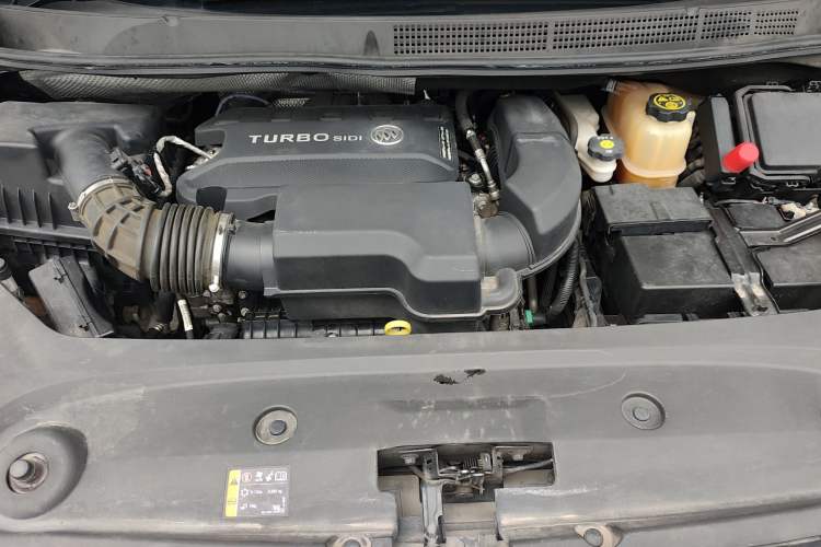 Used Buick GL8 2022 Avenir Aivia 7-Seater Deluxe Edition Engine Bay