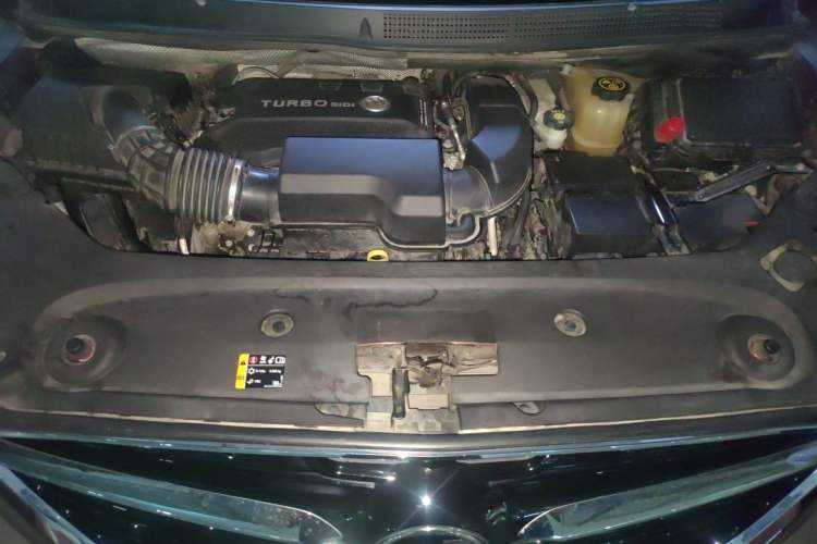Used Buick GL8 2022 ES Landtrek 653T Luxury Edition Engine Bay