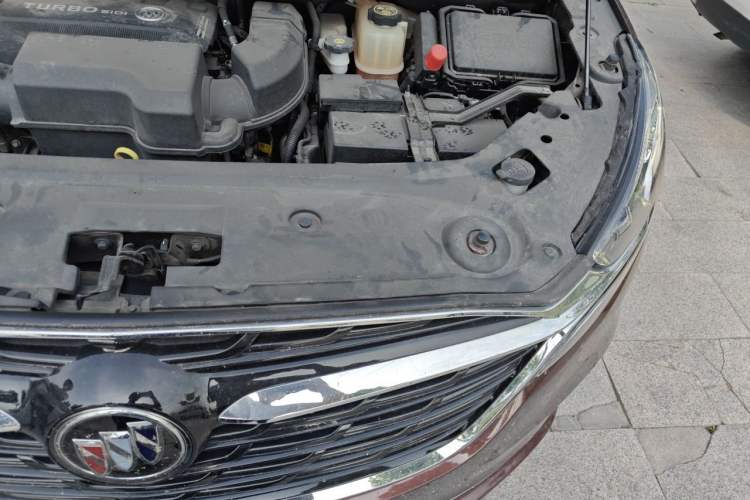 Used Buick GL8 2022 ES Landtrek 653T Luxury Edition Engine Bay Left