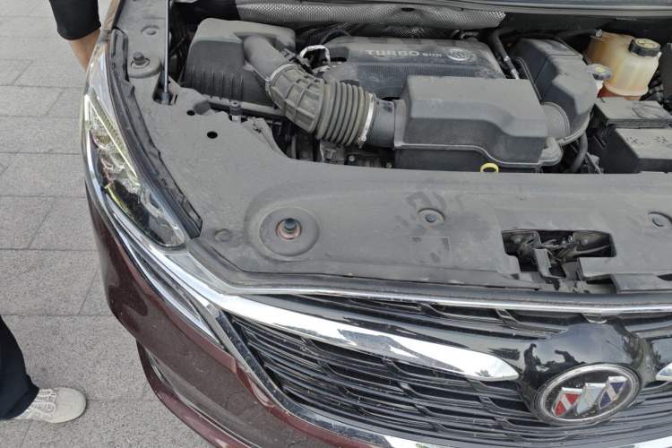 Used Buick GL8 2022 ES Landtrek 653T Luxury Edition Engine Bay Right