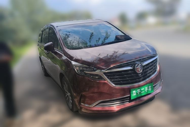 Used Buick GL8 2022 ES Landtrek 653T Comfort Edition Front Right 45 Deg