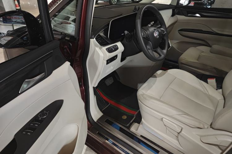 Used Buick GL8 2022 ES Landtrek 653T Comfort Edition Interior 3