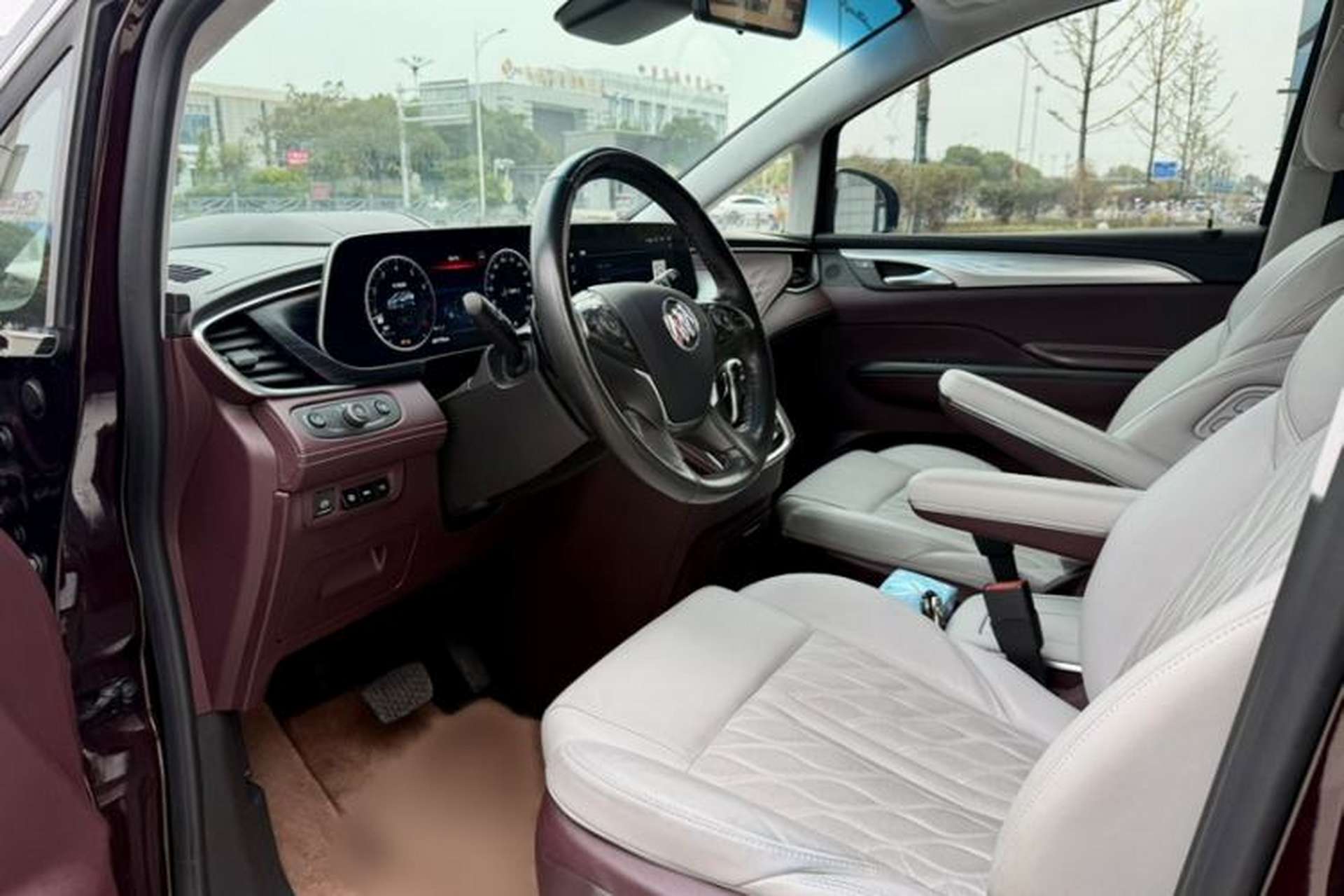Used Buick GL8 2022 Facelifted Avenir Aivia 7-Seater Premium Edition Interior 4
