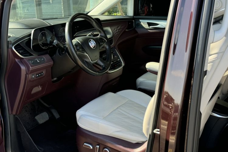 Used Buick GL8 2022 Avenir Aivia Six-Seat Deluxe Edition Interior 5