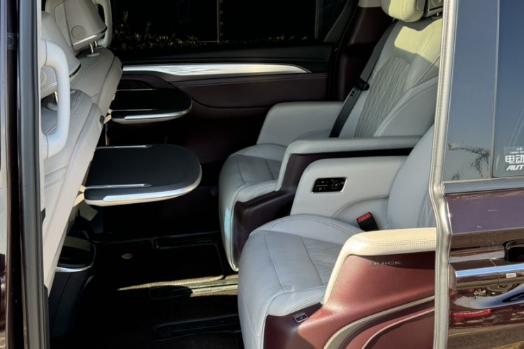 Used Buick GL8 2022 Avenir Aivia Six-Seat Deluxe Edition Interior 7