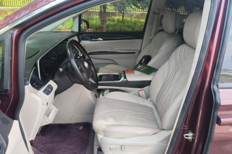 Used Buick GL8 2022 ES Landtrek 653T Comfort Edition Left Front Seat