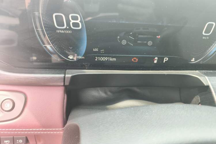 Used Buick GL8 2022 Avenir Aivia Six-Seat Deluxe Edition Odometer Close Up
