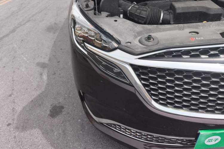 Used Buick GL8 2022 Avenir Aivia Six-Seat Deluxe Edition Right Front Headlight
