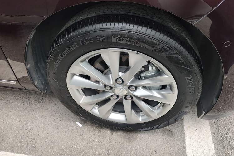 Used Buick GL8 2022 Avenir Aivia 7-Seater Deluxe Edition Right Front Wheel Hub