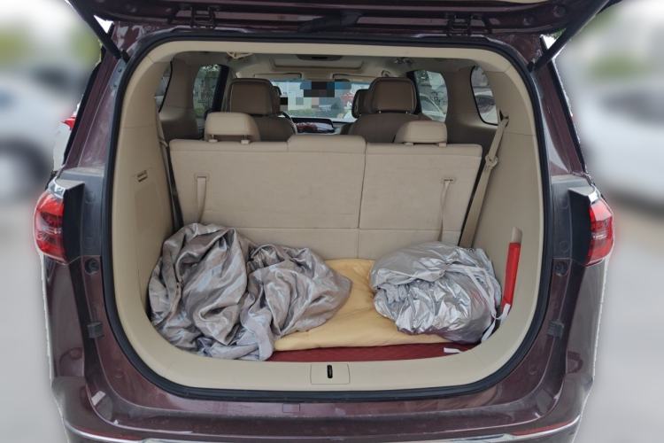 Used Buick GL8 2022 ES Landtrek 653T Luxury Edition Trunk