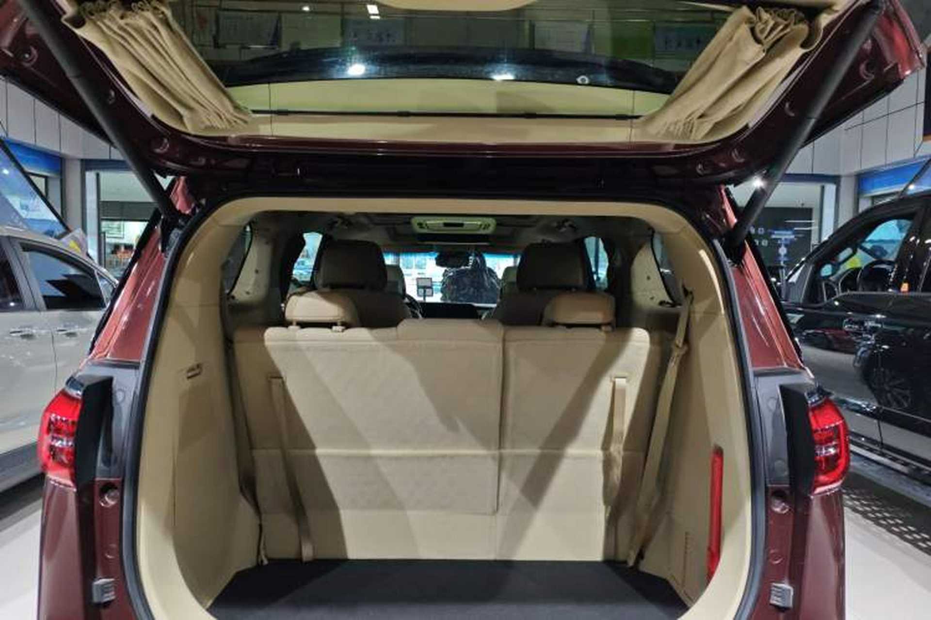 Used Buick GL8 2022 ES Land Cruiser 653T Luxury Model Trunk
