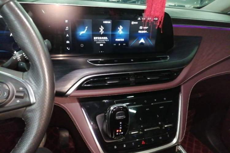 Used Buick GL8 2022 Avenir Aivia Six-Seat Deluxe Edition Audio And AC Panel