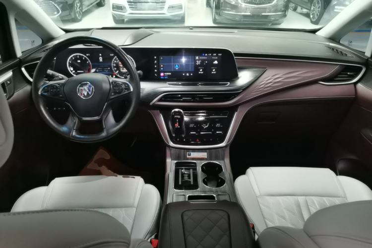 Used Buick GL8 2022 Avenir Aivia Six-Seat Deluxe Edition Center Console