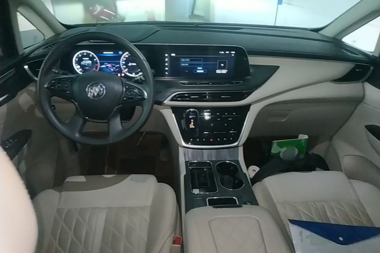 Used Buick GL8 2022 ES Landtrek 653T Comfort Edition Center Console