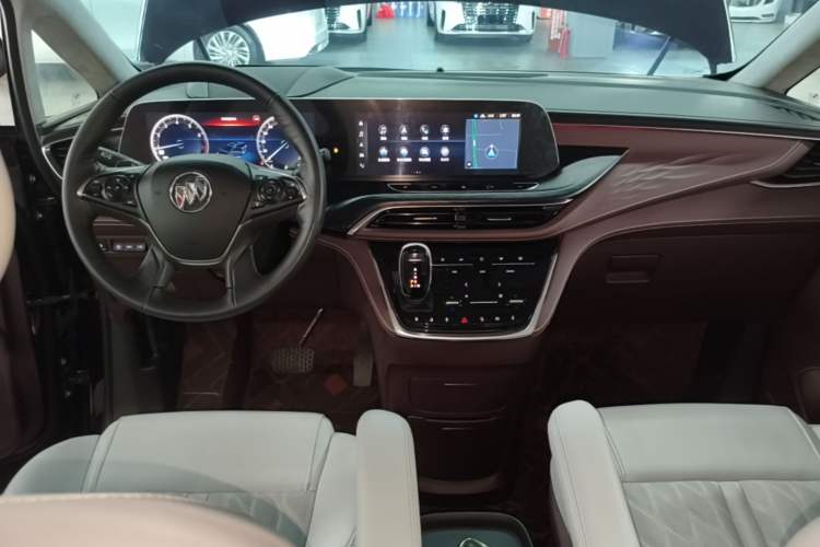 Used Buick GL8 2022 Avenir Aivia Six-Seat Deluxe Edition Center Console
