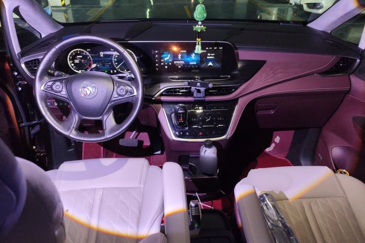 Used Buick GL8 2022 Avenir Aivia Six-Seat Deluxe Edition Center Console
