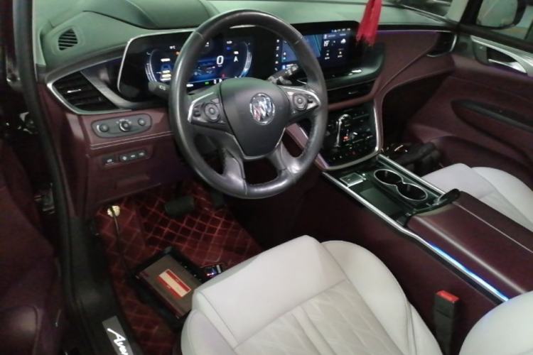 Used Buick GL8 2022 Avenir Aivia Six-Seat Deluxe Edition Center Console