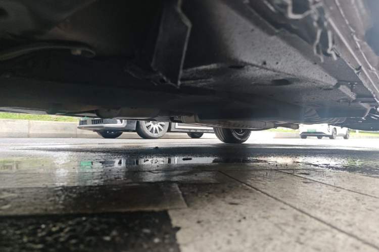 Used Buick GL8 2022 ES Landtrek 653T Luxury Edition Chassis Front Left