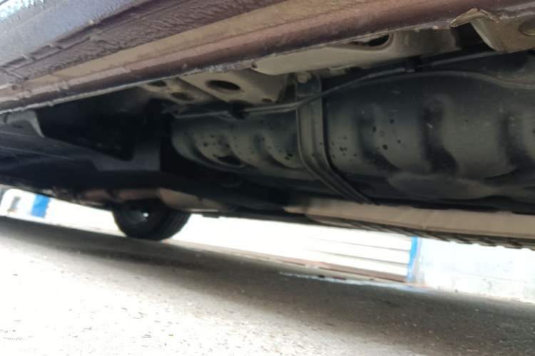 Used Buick GL8 2022 Avenir Aivia Six-Seat Deluxe Edition Chassis Rear Left