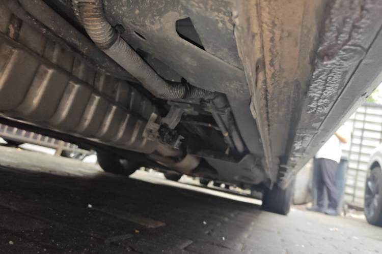 Used Buick GL8 2022 Avenir Aivia Six-Seat Deluxe Edition Chassis Rear Right