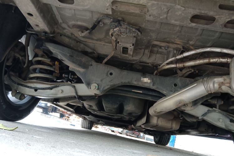 Used Buick GL8 2022 Avenir Aivia Six-Seat Deluxe Edition Chassis Rear