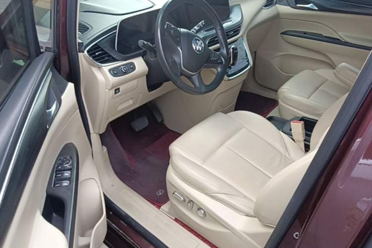 Used Buick GL8 2022 ES Landtrek 653T Luxury Edition Driver Seat