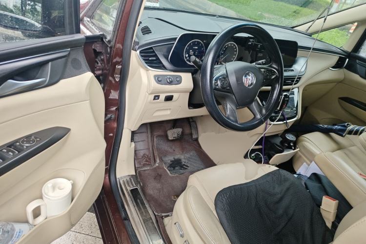 Used Buick GL8 2022 ES Landtrek 653T Luxury Edition Driver Seat