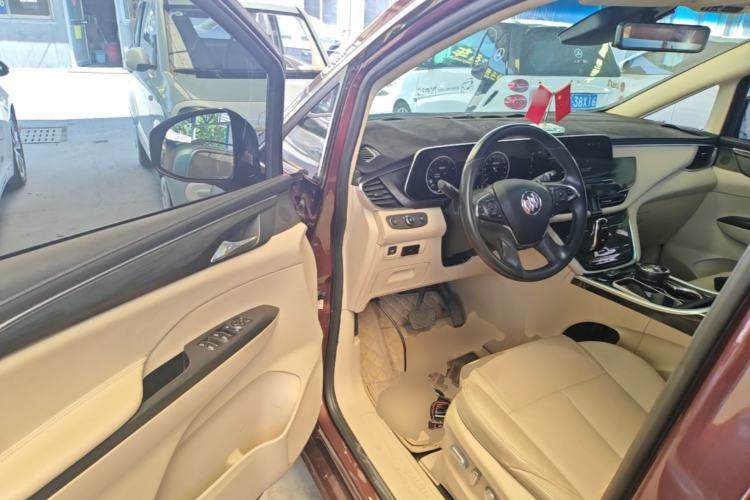 Used Buick GL8 2022 ES Landtrek 653T Luxury Edition Driver Seat