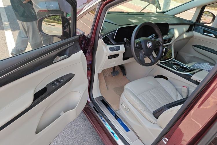Used Buick GL8 2022 ES Landtrek 653T Comfort Edition Driver Seat