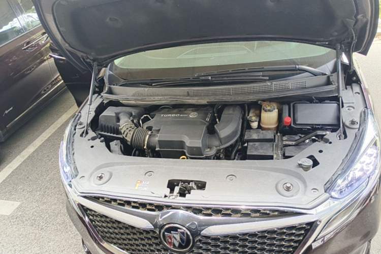 Used Buick GL8 2022 Avenir Aivia 7-Seater Deluxe Edition Engine Bay