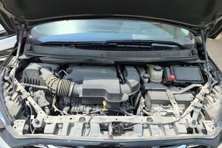 Used Buick GL8 2022 Facelift Avenir Aivia Six-Seat Deluxe Edition Engine Bay