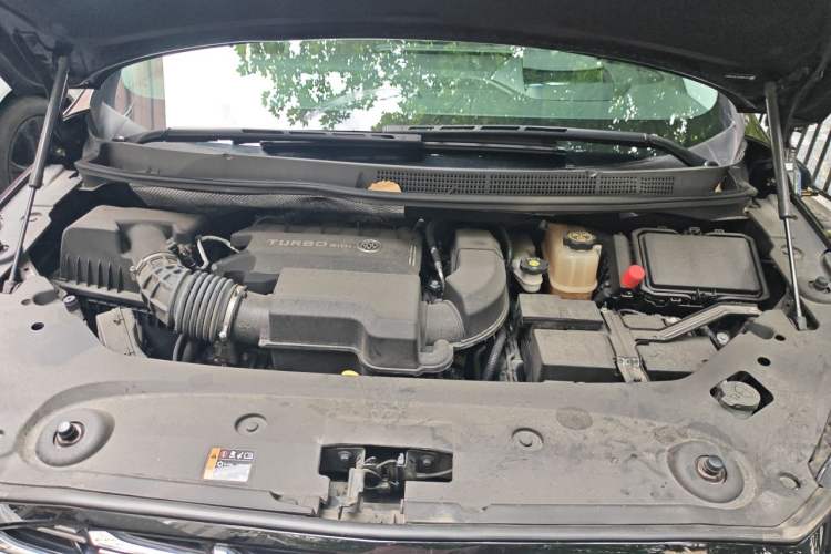 Used Buick GL8 2022 Avenir Aivia Six-Seat Deluxe Edition Engine Bay