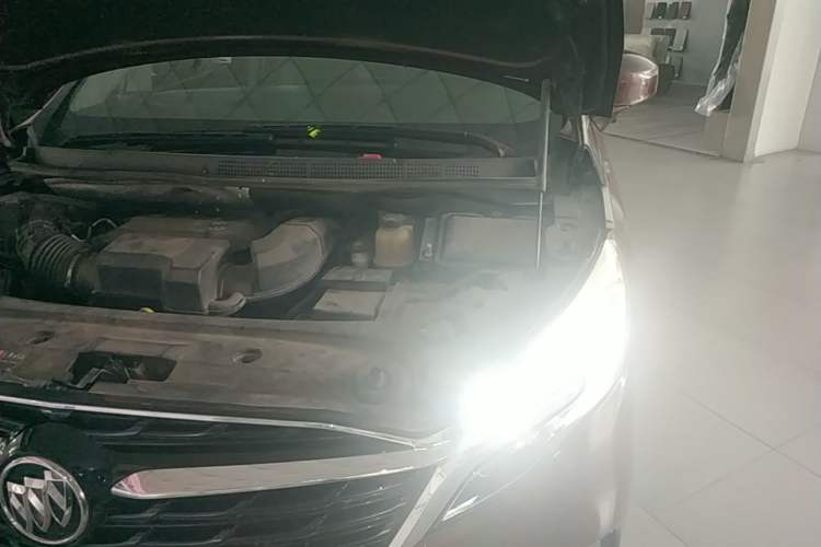 Used Buick GL8 2022 ES Landtrek 653T Comfort Edition Engine Bay Left