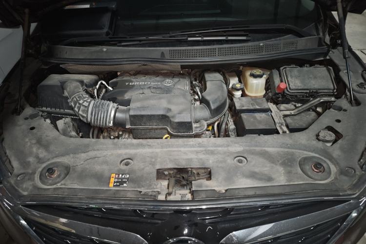 Used Buick GL8 2022 ES Landtrek 653T Comfort Edition Engine Bay