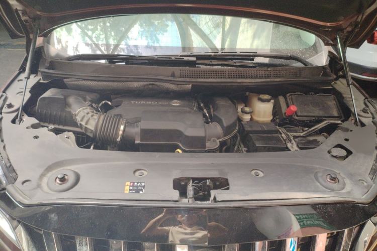 Used Buick GL8 2022 ES Landtrek 653T Luxury Edition Engine Bay