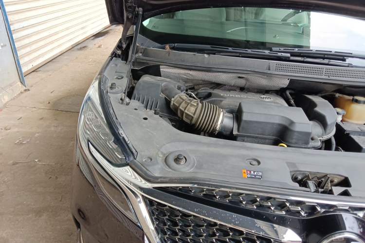 Used Buick GL8 2022 Avenir Aivia Six-Seat Deluxe Edition Engine Bay Right