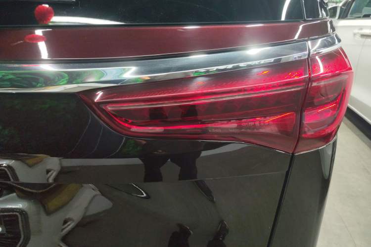 Used Buick GL8 2022 Avenir Aivia Six-Seat Deluxe Edition Exterior 3